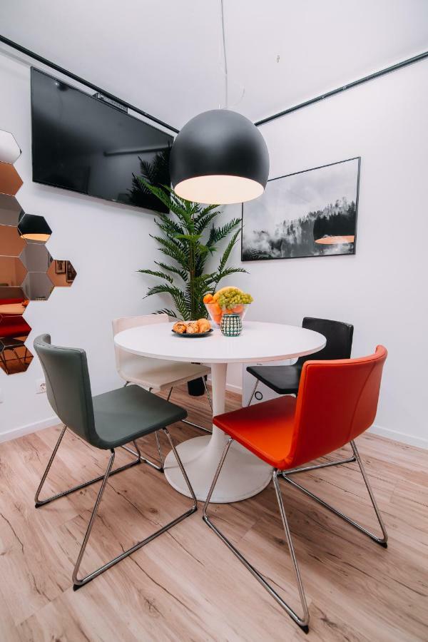 Hanna'S Suite With Free Parking 卢布尔雅那 外观 照片