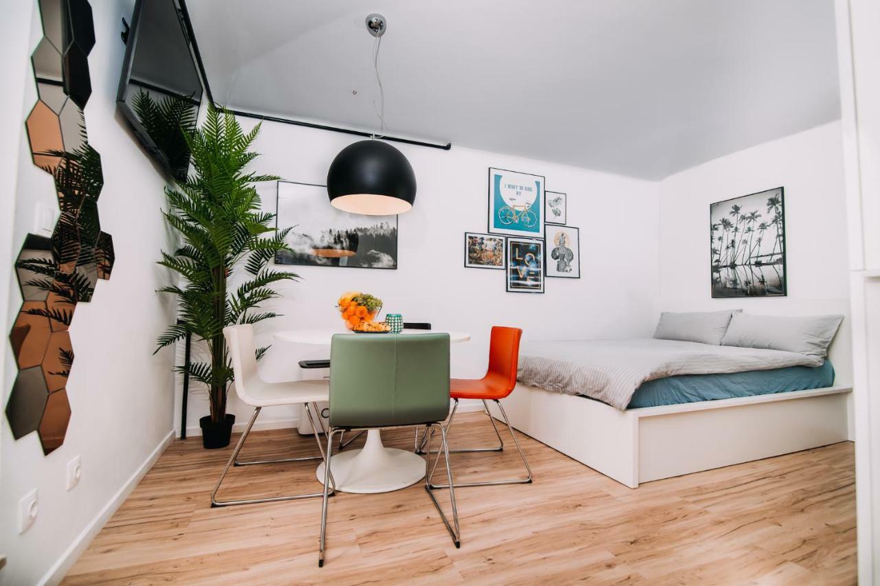 Hanna'S Suite With Free Parking 卢布尔雅那 外观 照片